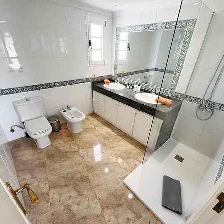 Vv Oramas Villa